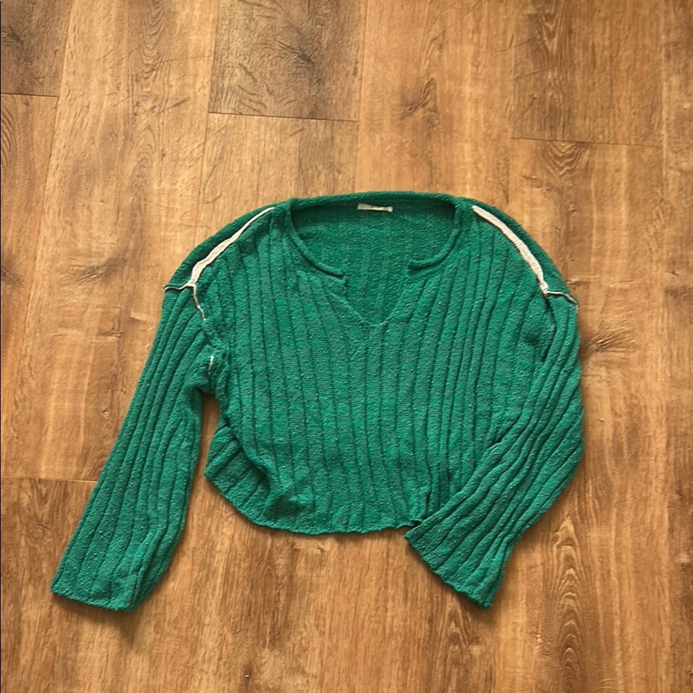 GREEN LONG SLEEVE